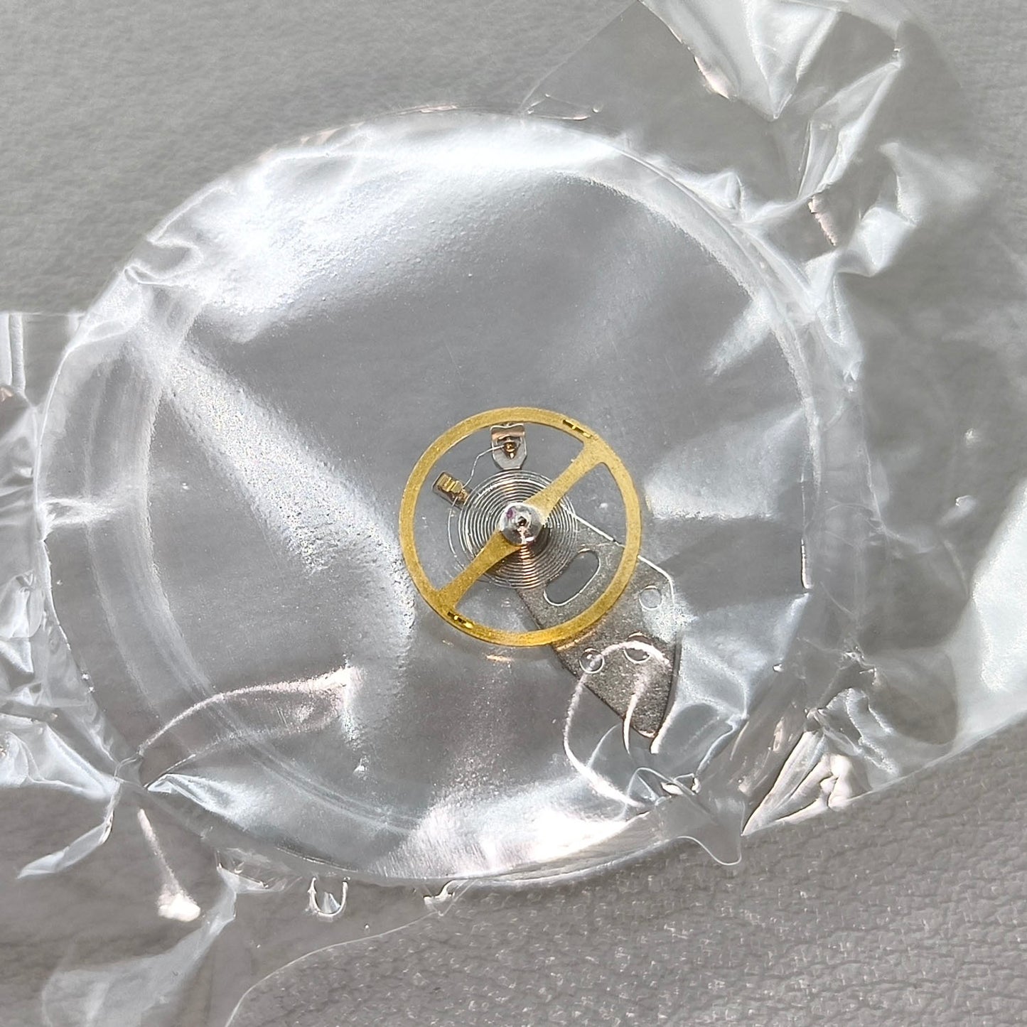 Replacement Genuine Complete Balance Wheel with Splint for Miyota 8N24 Movement