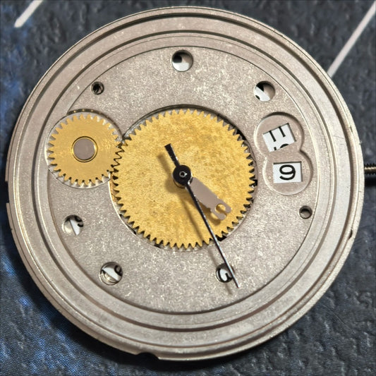 Swiss Made ETA955.232 Quartz Movement 3 Hands Single Calendar Watch Part