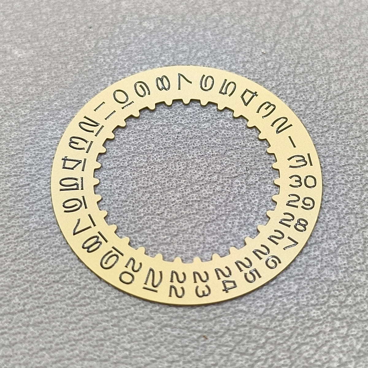Golden Vintage Numberal Font Date Disk Wheel Date Wheel Fit for RLX3135 Movement