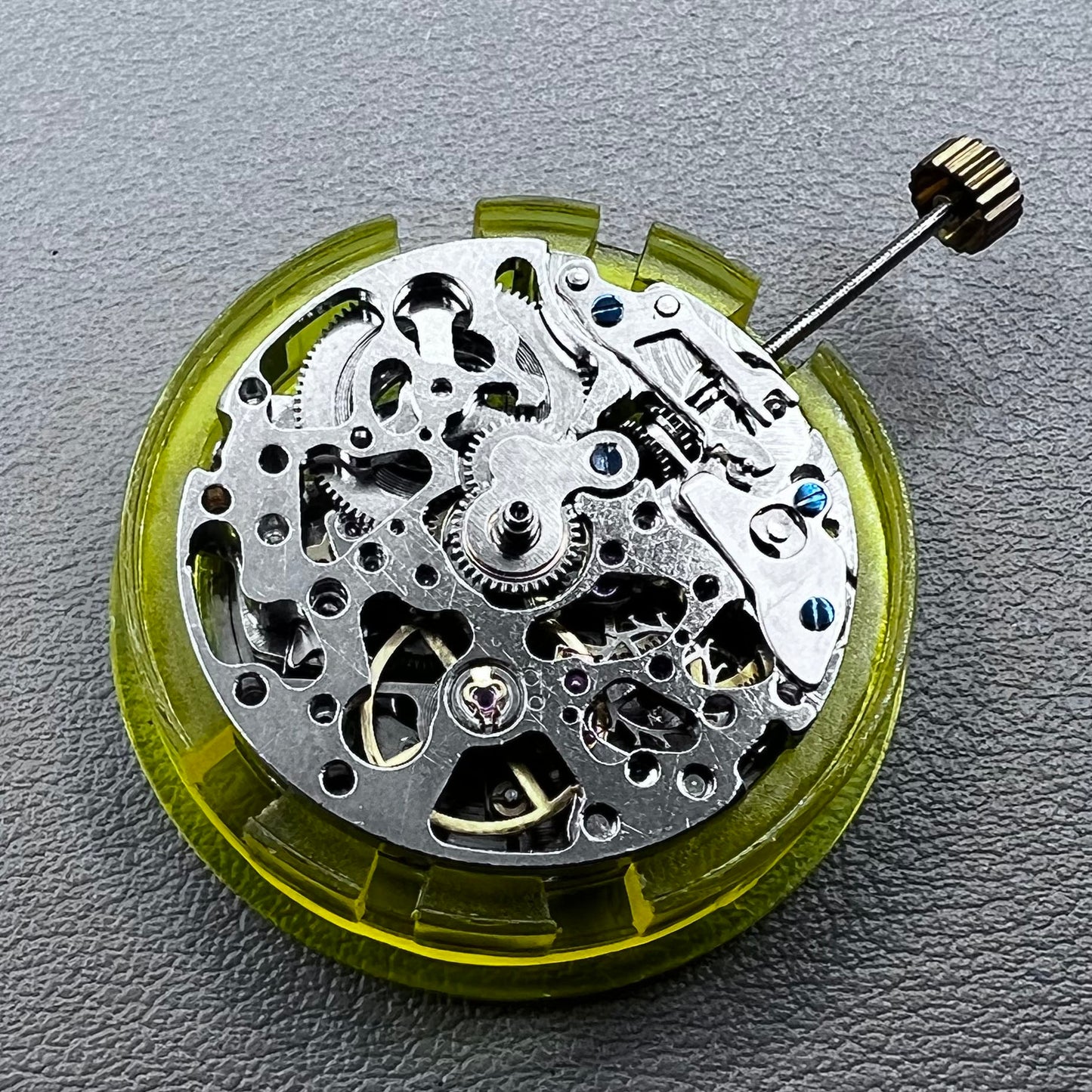 China 2813 Silver Hollow Automatic Mechanical Movement Fit for 8205 8200