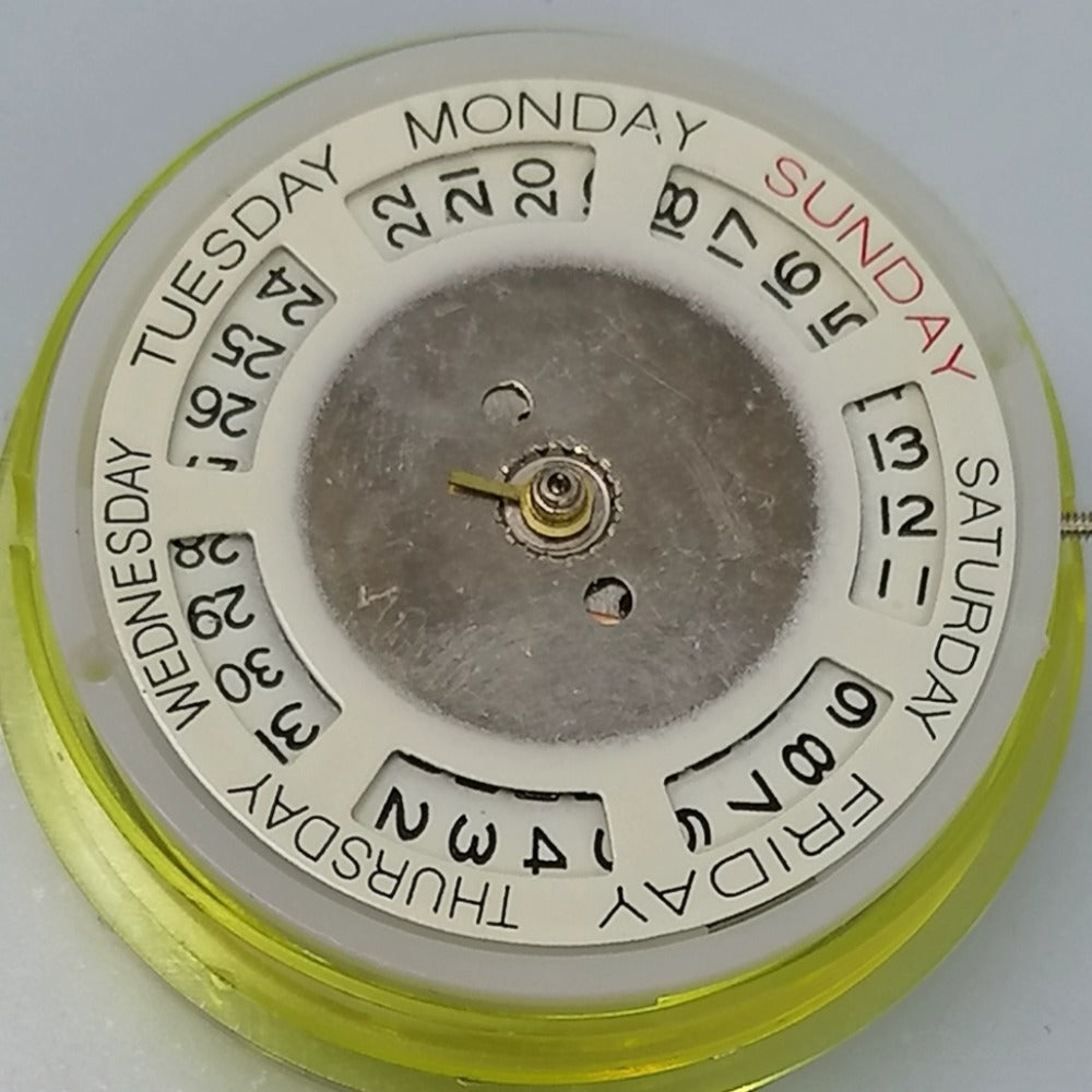 China Made 8205 8215 2813 mechanical watch movement with double calendar feature for repair and customization.