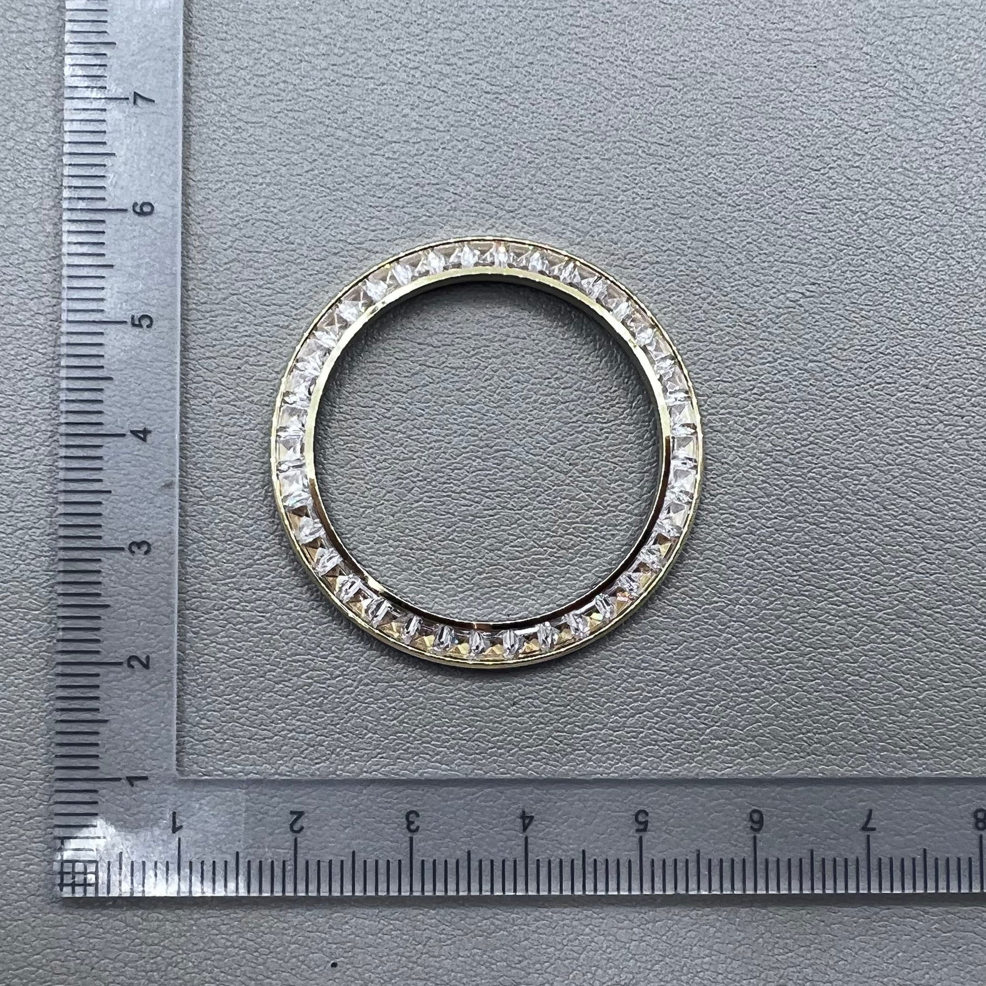 Daytona T-Shaped square golden watch bezel with inclined Moissanite for luxury style