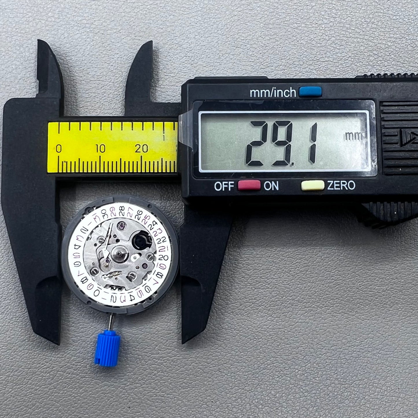 Japan NH35 Automatic Mechanical Movement High Accuracy Red Odd Number