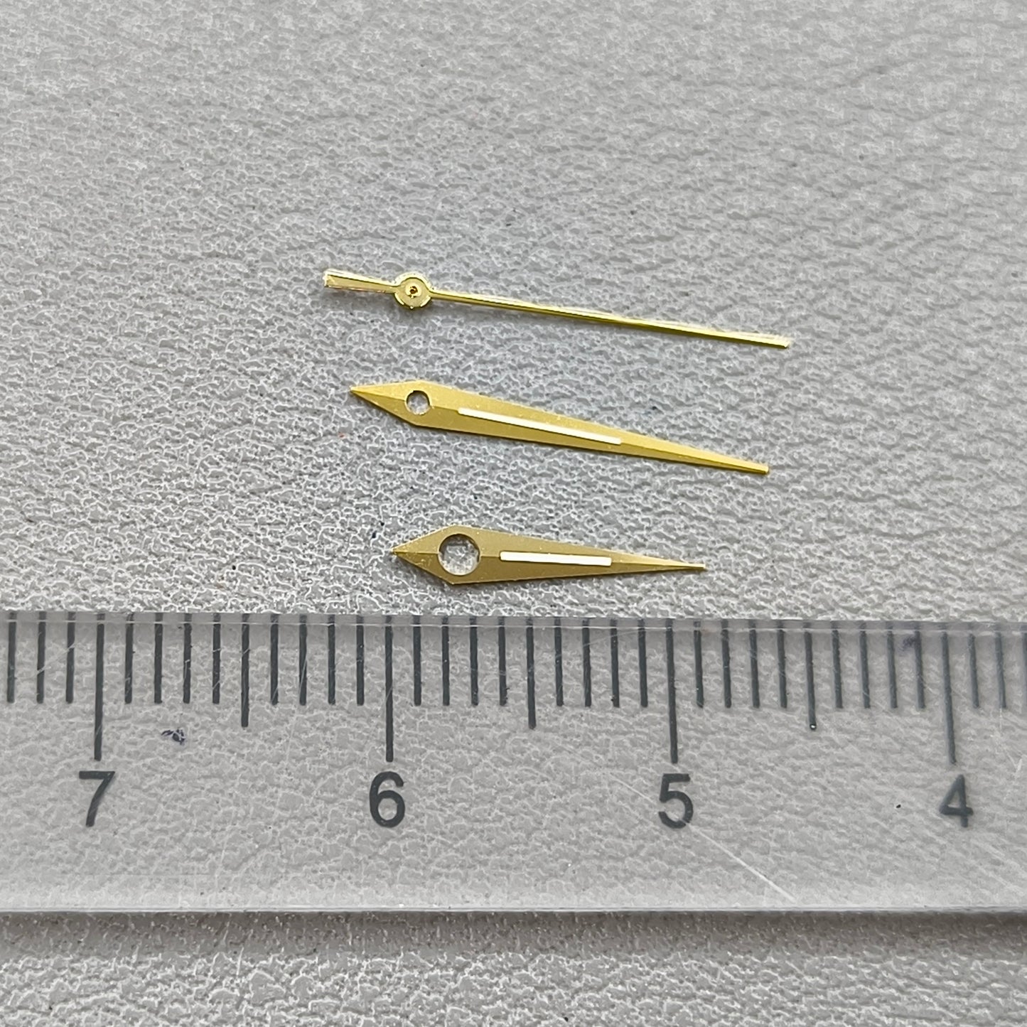2 Sets/Pack Golden Trim Lume Arrow Shape Watch Hands for Miyota 8200 Movement