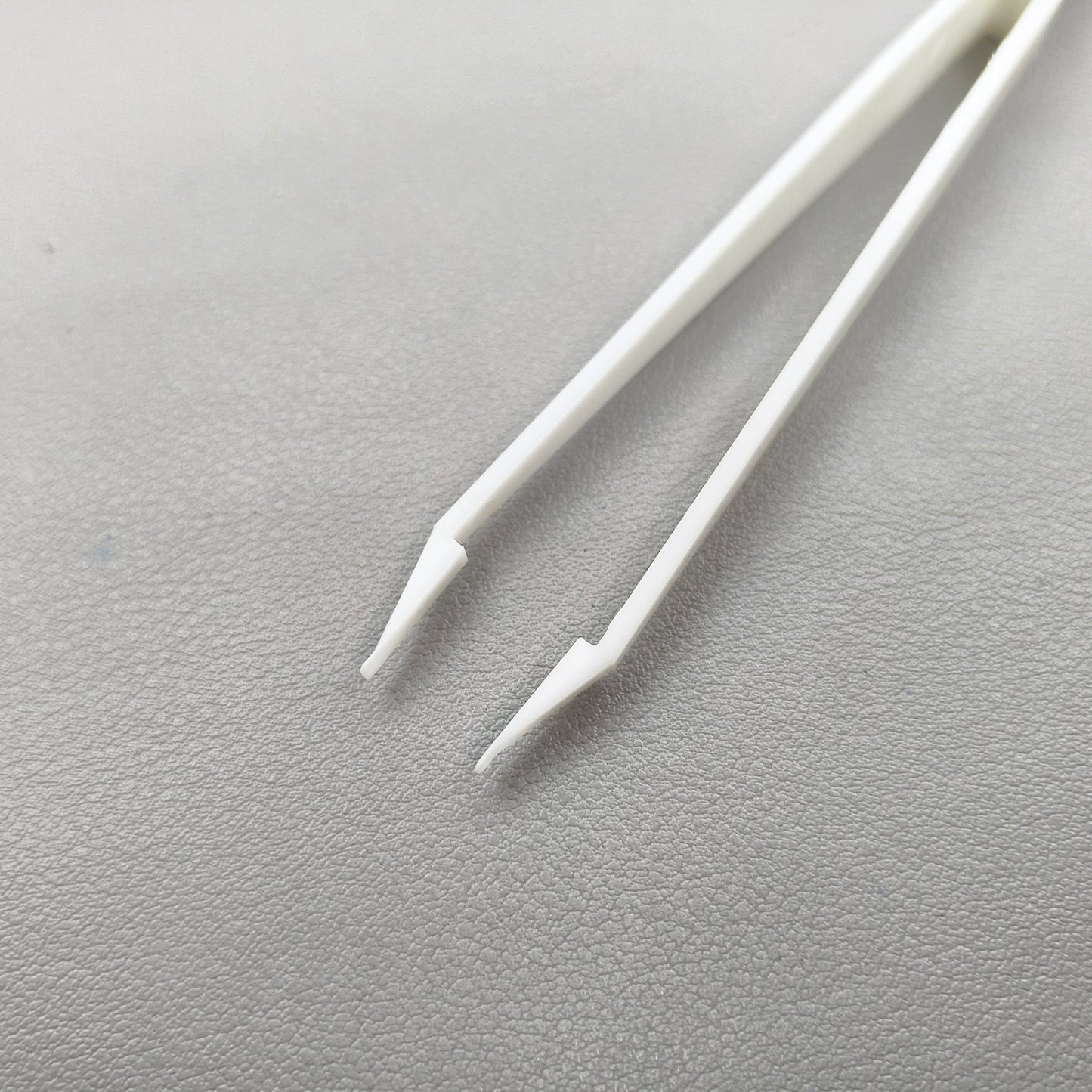 Swiss Bergeon 6460 Plastic Battery Tweezer