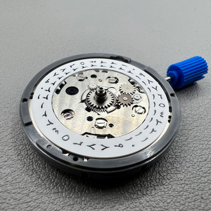 Seiko NH34 Automatisches mechanisches GMT-Uhrwerk mit Sekundenstopp und arabischem Datum bei 3 Uhr