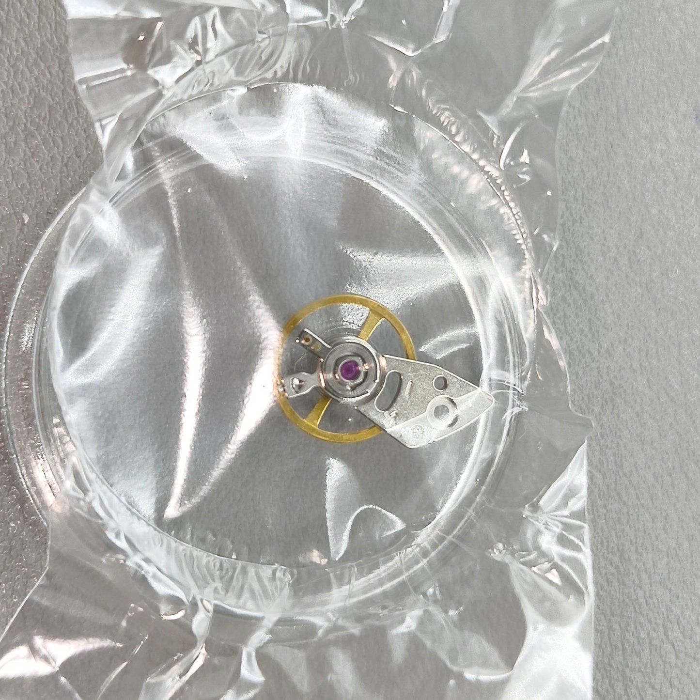 Replacement Genuine Complete Balance Wheel with Splint for Miyota 8N24 Movement
