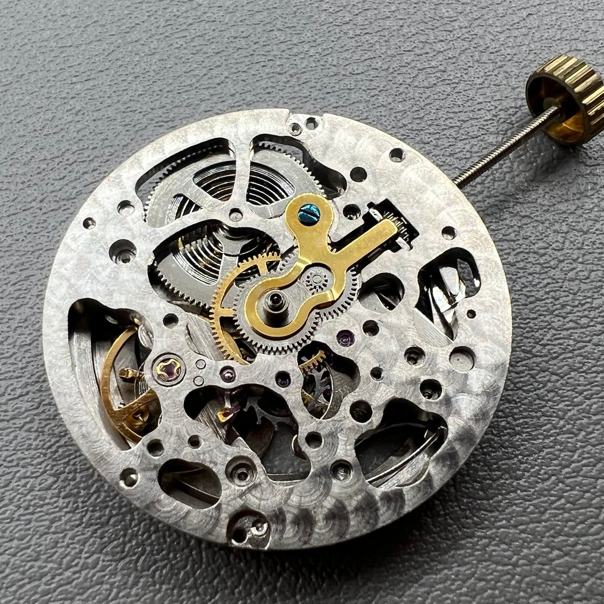 Silbernes Hangzhou 2189 mechanisches Uhrwerk mit einfachem Kalender f�r elegante Uhren.