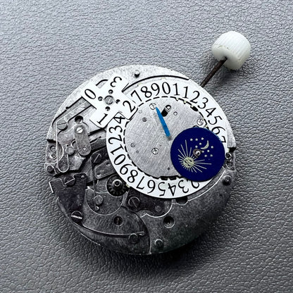 China Multifunctional automatic watch with mechanical movement and moon phase display