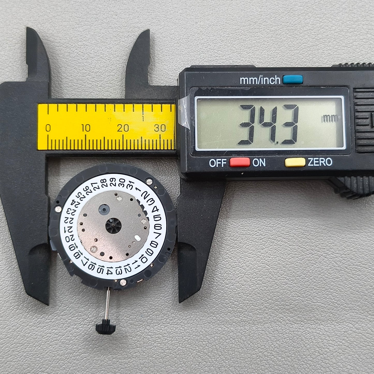 Japan Miyota 6S1 Watch Quartz Movement Date@3