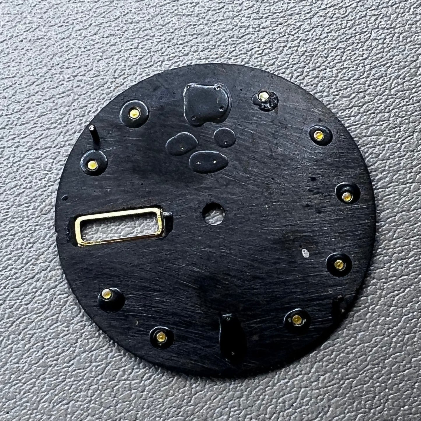 Black green luminous diving dial for NH36 watch movement, 28.5mm, enhanced visibility.