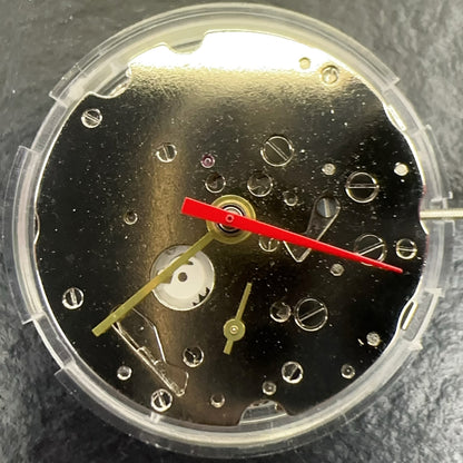 T16 Seagull ST1690 GMT watch showing 4 hands and small second for precise timekeeping.