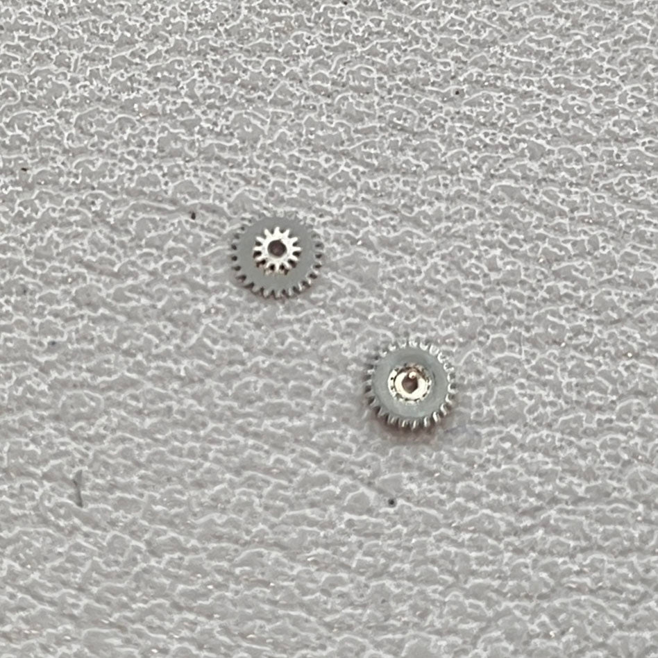2 PIECES Replacement Intermediate Date Wheel Generic Fit for ETA 2824 2836