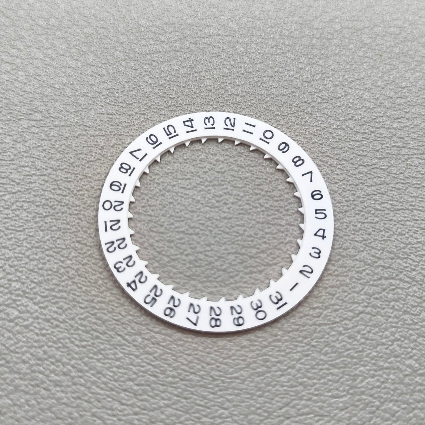 2 PIECES White Date Disk Wheel Date Wheel for Miyota 8215 Movement Date@3
