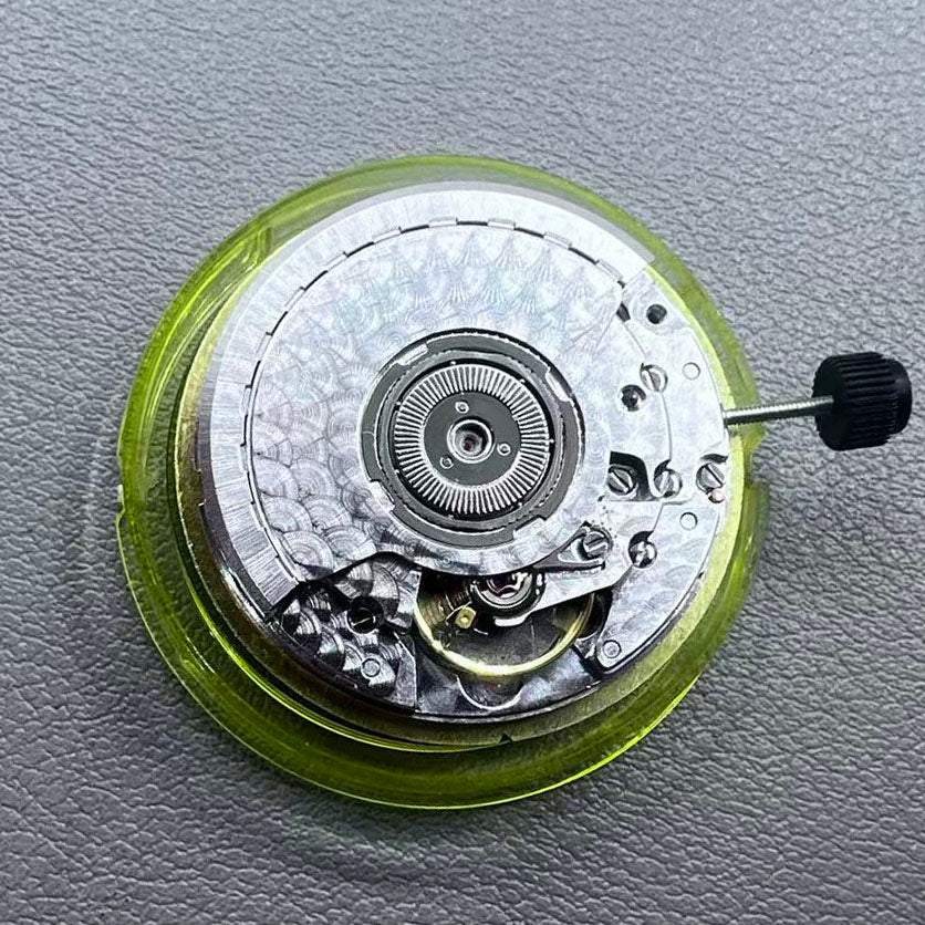 Seagull ETA 2892A2 automatic watch movement with calendar window for precise timekeeping