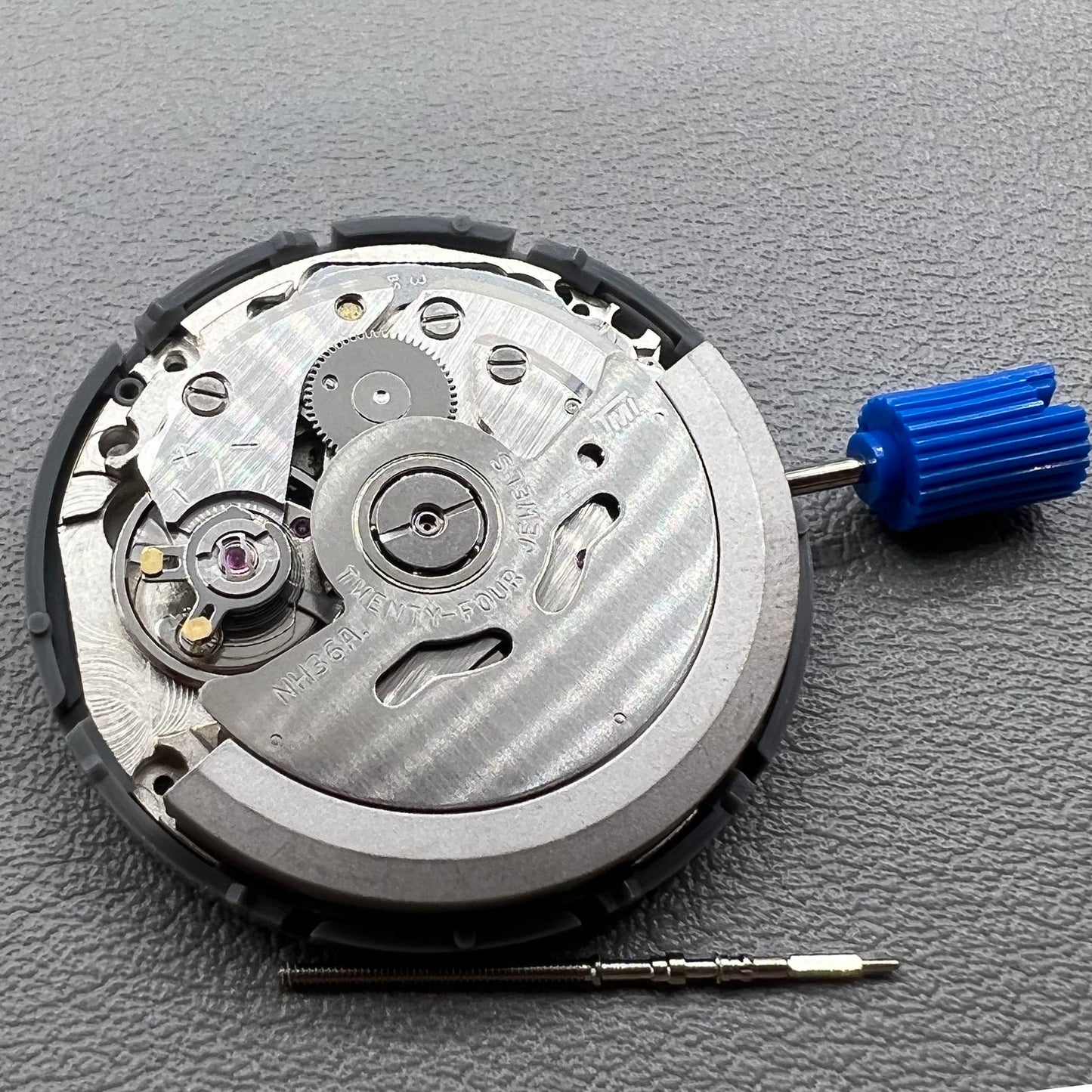 Japan NH36 automatic watch movement showing date dial and crown at 3 o?clock position