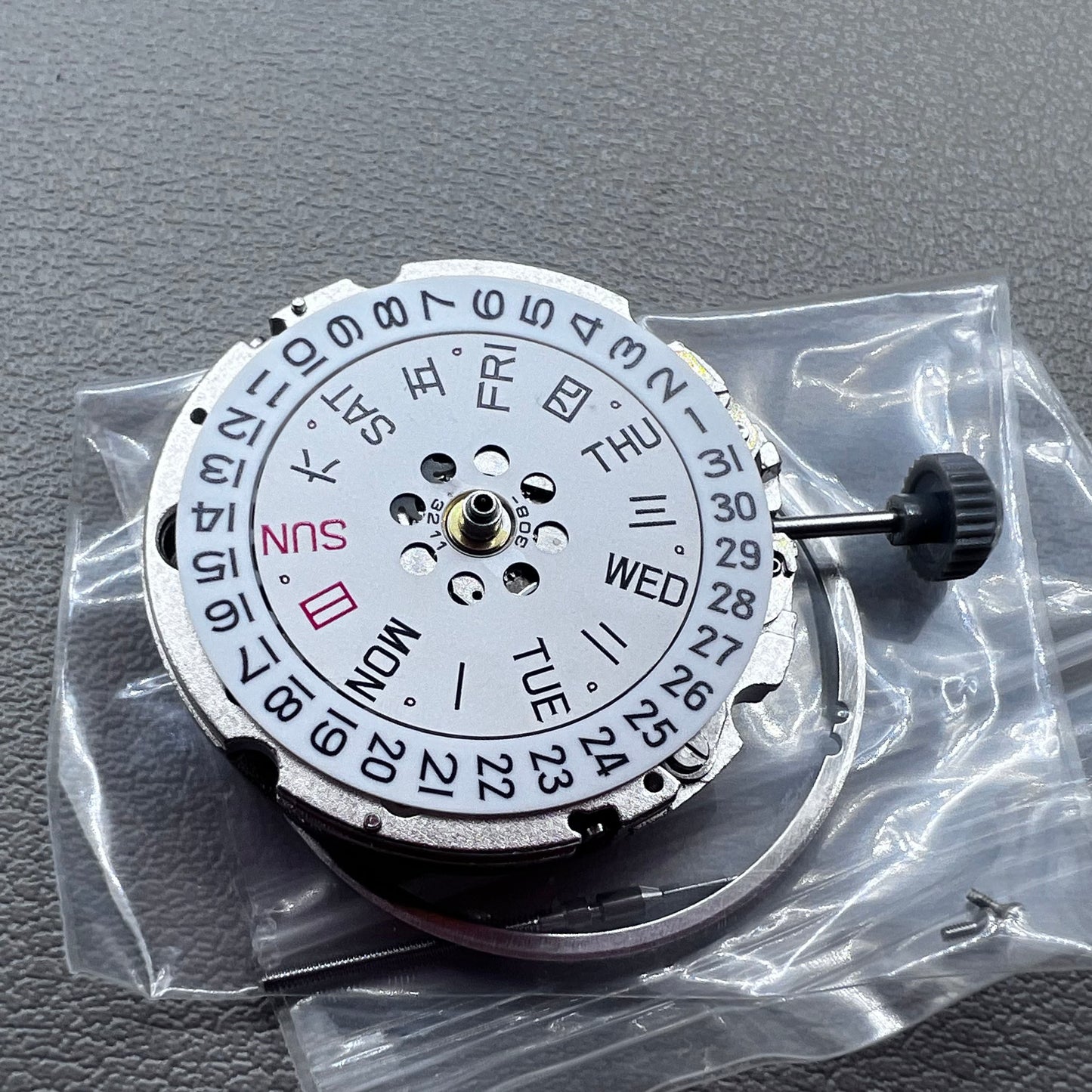 Japan Silver Citizen 8200/8215 Movement Double Calendar Date@3