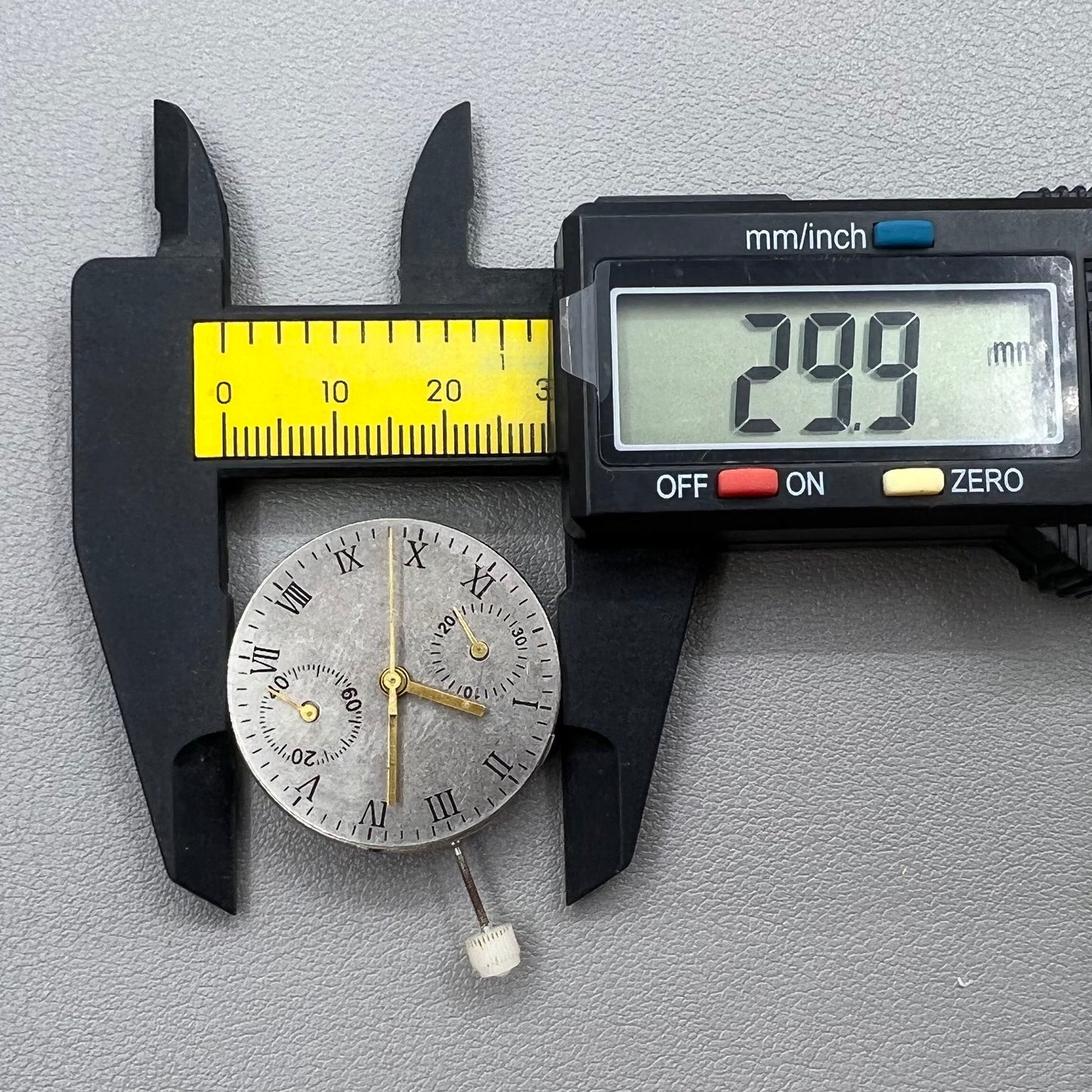 China 7750 Chronographenbewegung 2 Hände kleiner Sekunde @6 @12