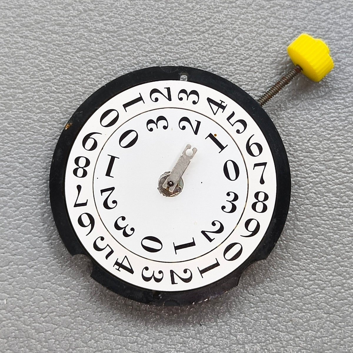 Swiss Ronda 509 Quartz Watch Movement 3 Hands, Big Date at 3