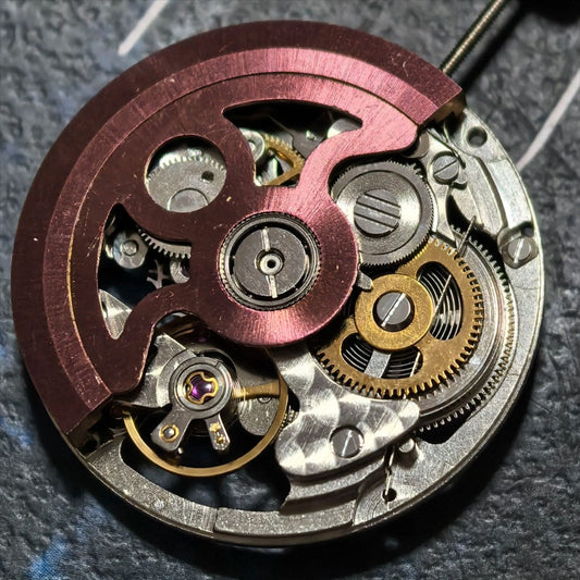 China Made Hollow Hangzhou 2189 Automatisches mechanisches Uhrwerk, roter Rotor, 3 Zeiger