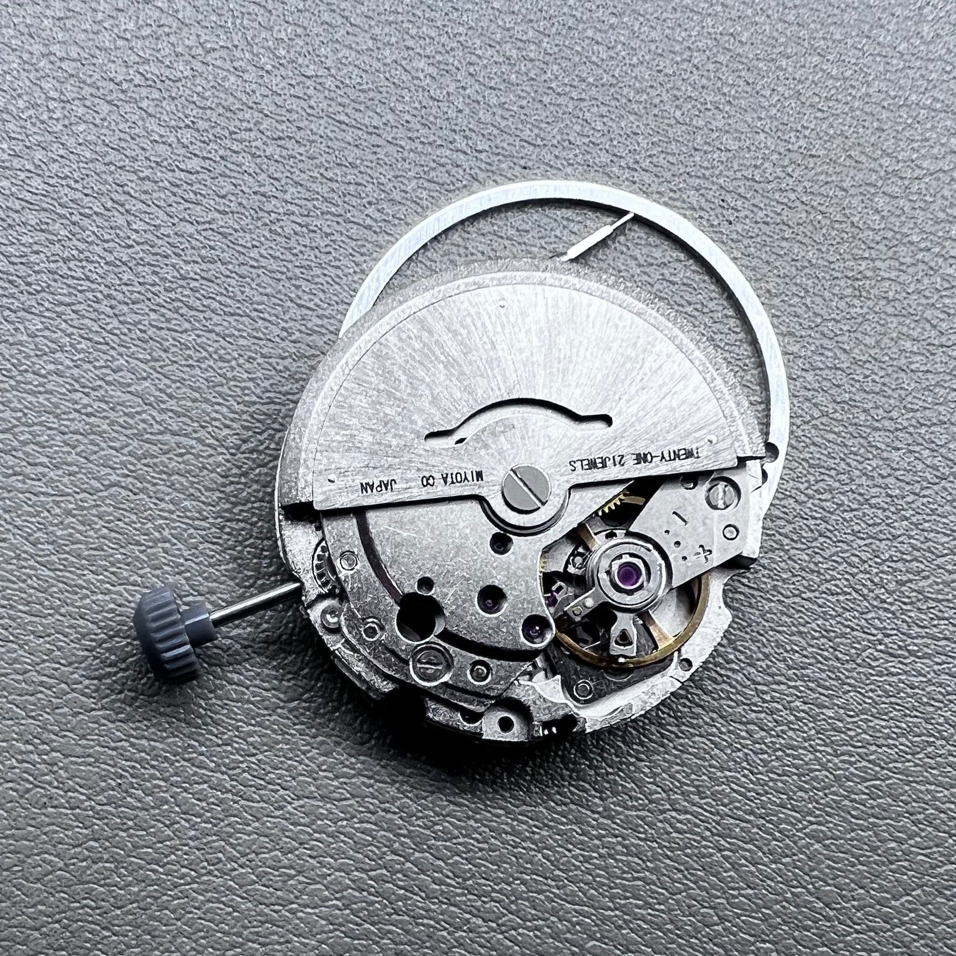 Miyota 8200 watch movement with single calendar date at 6 o'clock, precise Japanese mechanism.