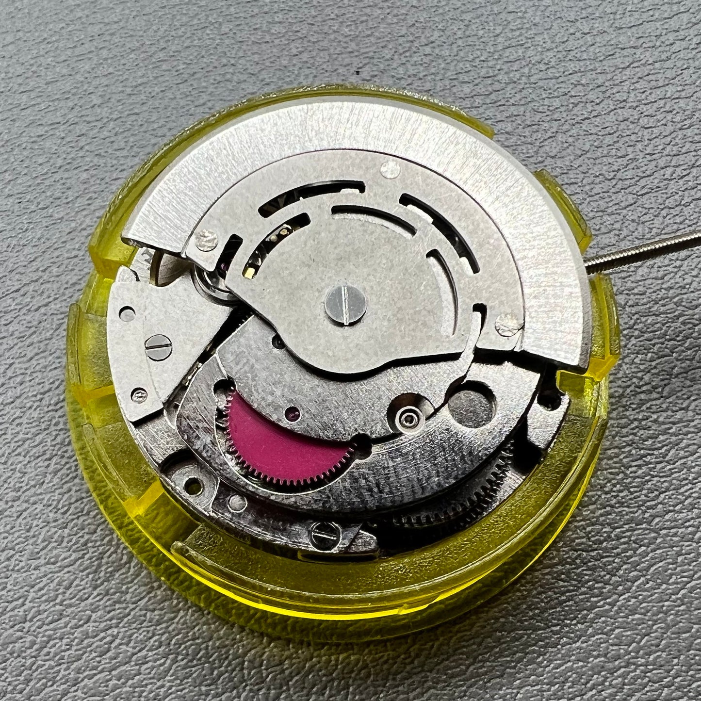 Silver China 2813 8205 watch accessory showcasing automatic mechanical movement with single calendar at 3 o?clock slot.