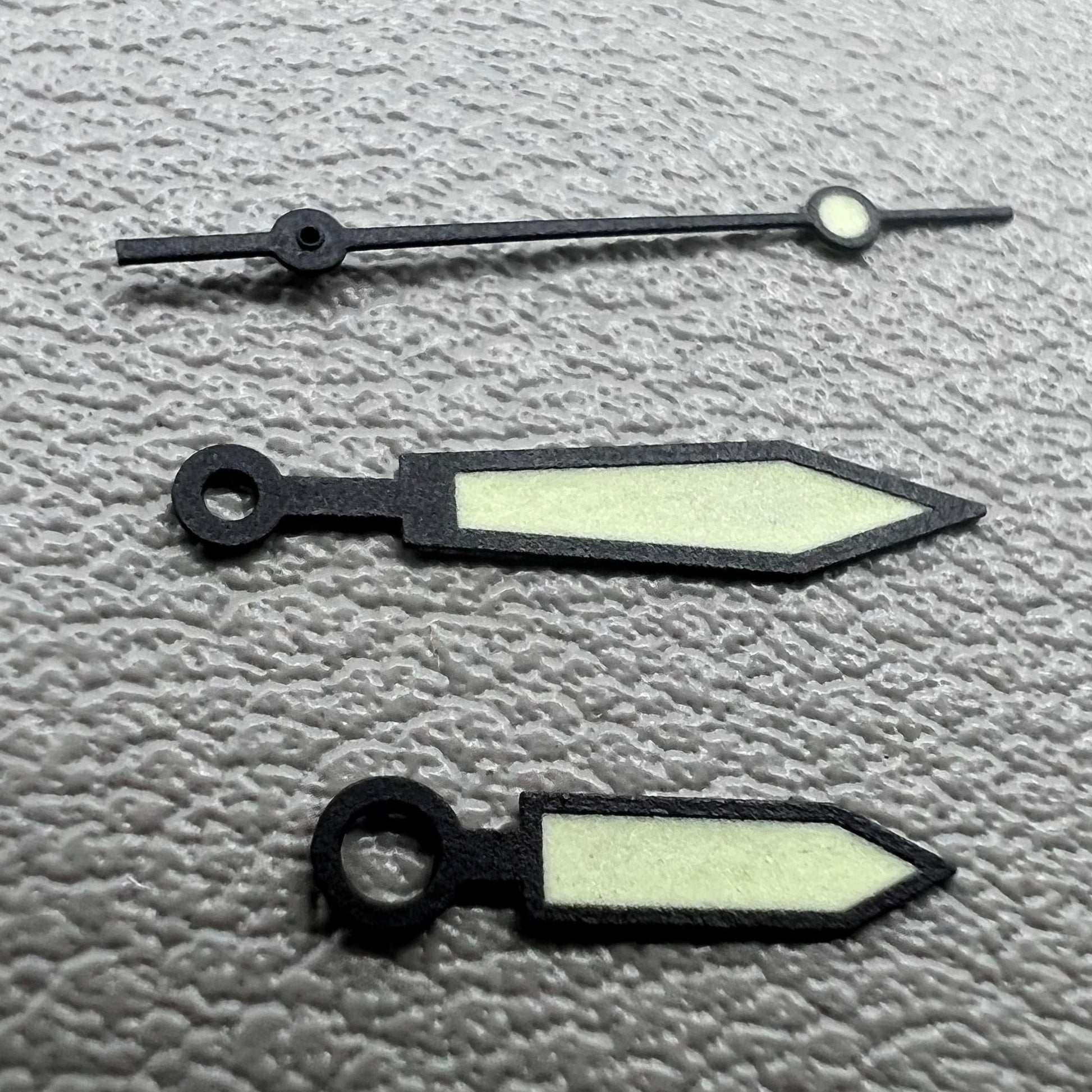 Arrow-shaped green luminous hands set for ETA2836/2846/2824/2846 watch movements by ArrowBrand.