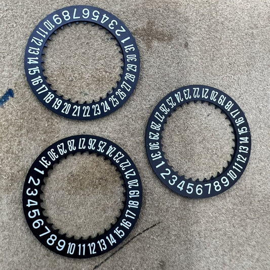 Black date disk wheel displaying date at 6 o'clock, compatible with NH34 NH35 movements for watches.