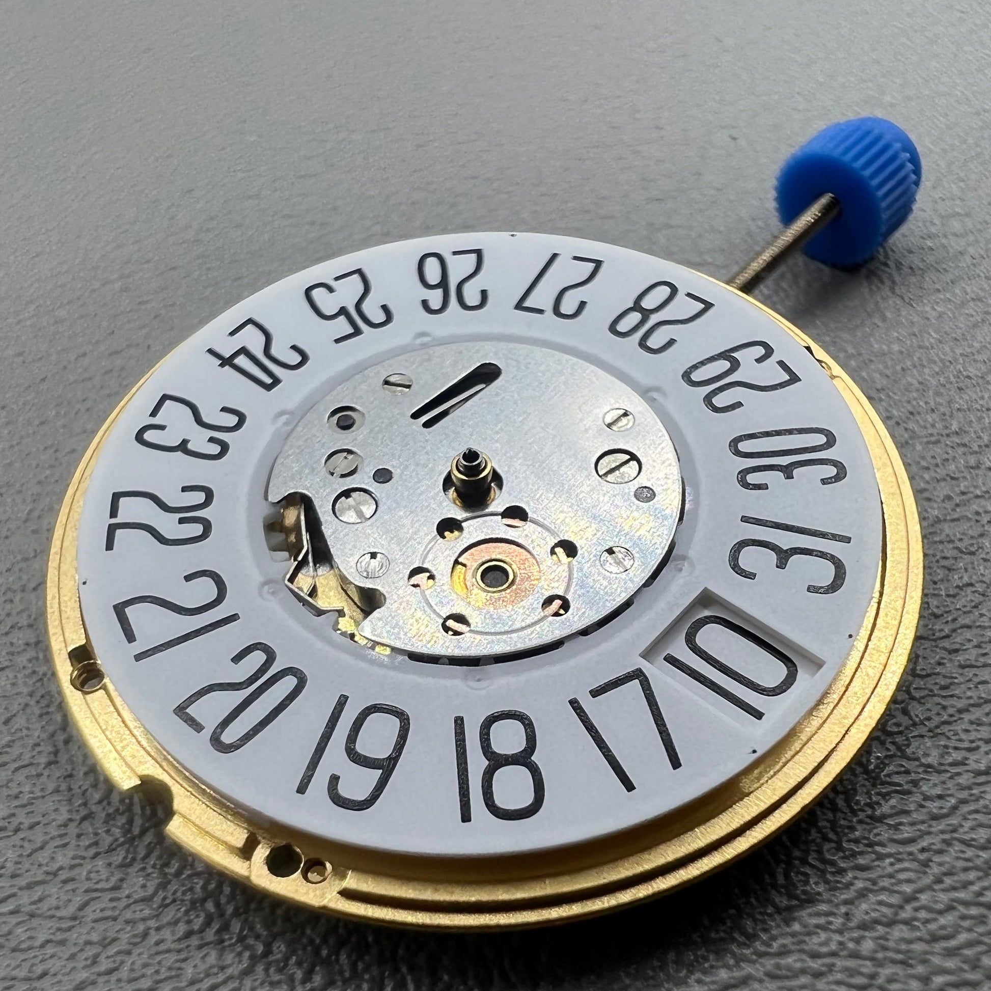 Swiss ETA V8 F06.161 quartz movement watch accessory with large date and single calendar at 6 o'clock.
