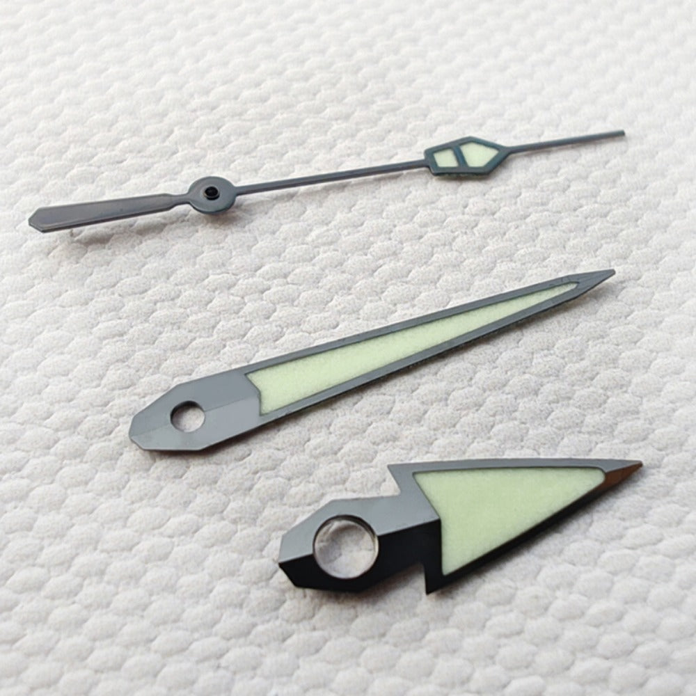 Black Trim C3 Green Lume vintage watch hands for NH34-NH70 movements, ideal for precise timekeeping adjustment