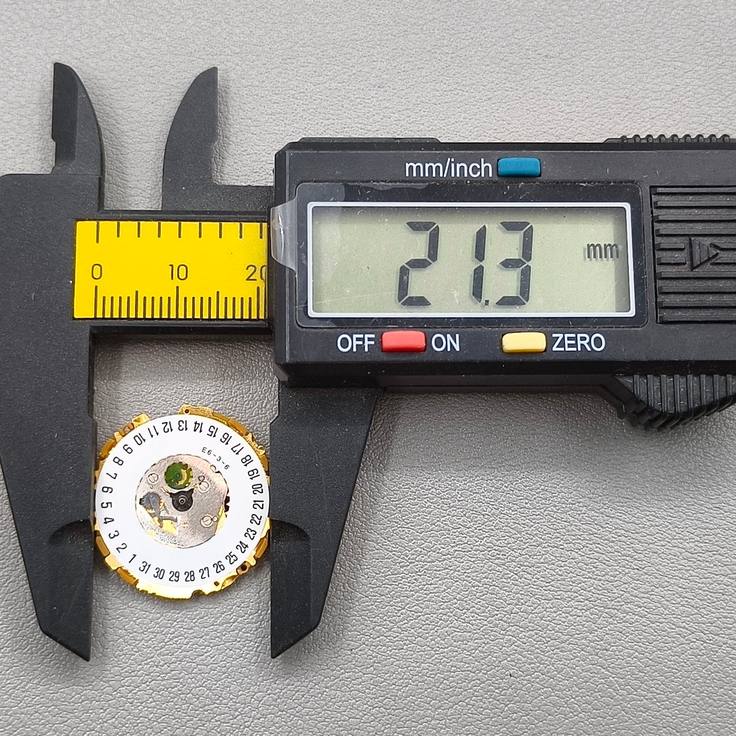 Japan Miyota 9U13 Quartz Movement Date@6 White Disk