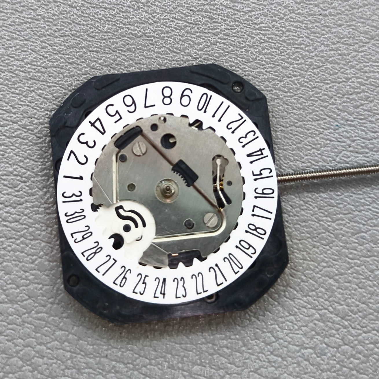 Japan VX22 White Disk Quartz Watch Movement Date@6