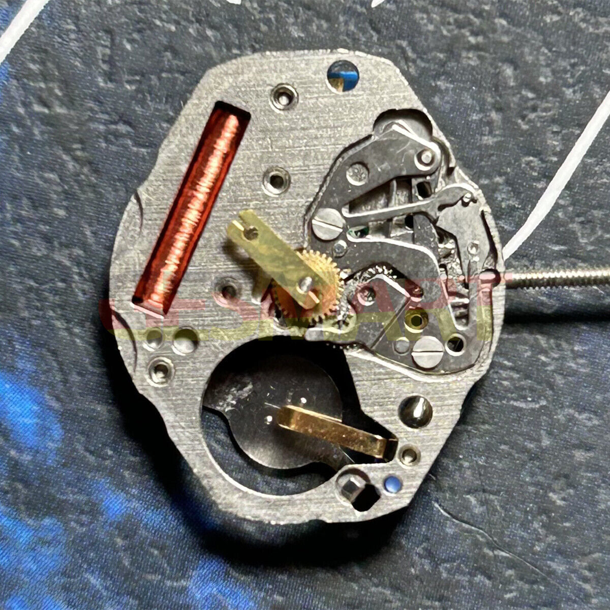 Swiss Made 910C quartz movement watch repair part for precise timekeeping in watch accessories.