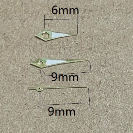 Golden Trim lume arrow-shaped watch hands, 9x9x6mm, compatible with Miyota 2035 quartz movement, precision fit.