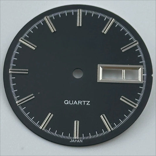 Black 28.5mm Datejust dial with silver nail markers, no lume, compatible with 2305 movement, watch accessory.