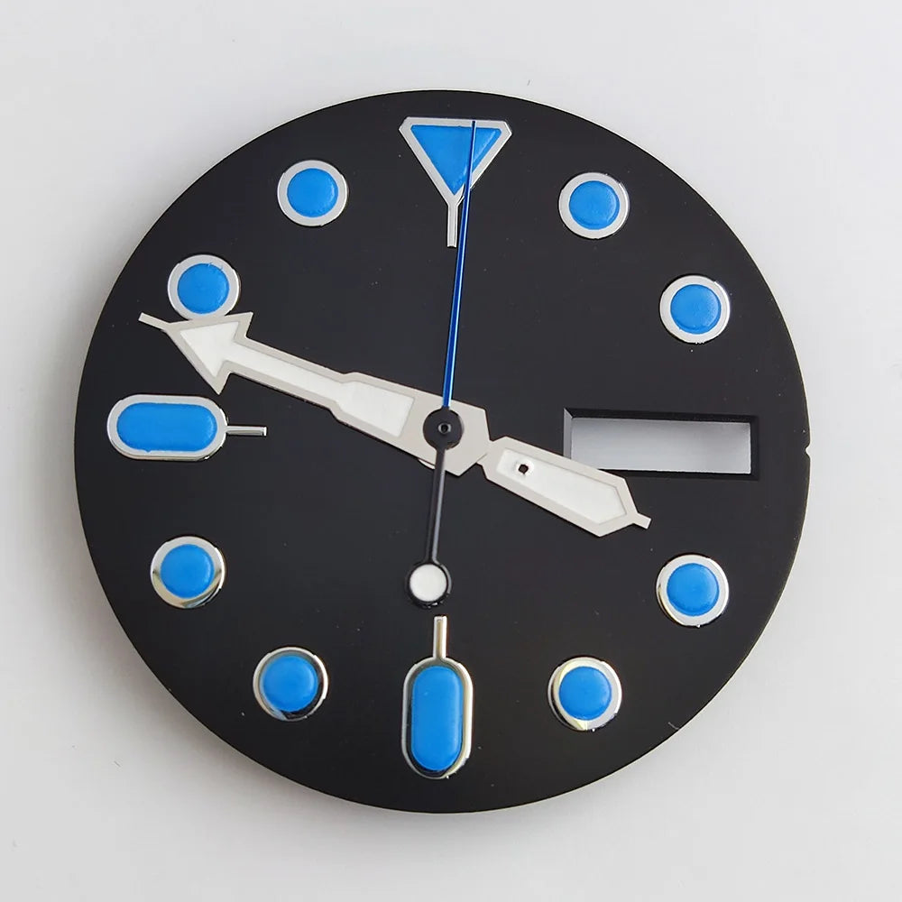 Plane sapphire glass watch case with ceramic bezel, stainless steel, fits NH35/NH36 movement, waterproof design.