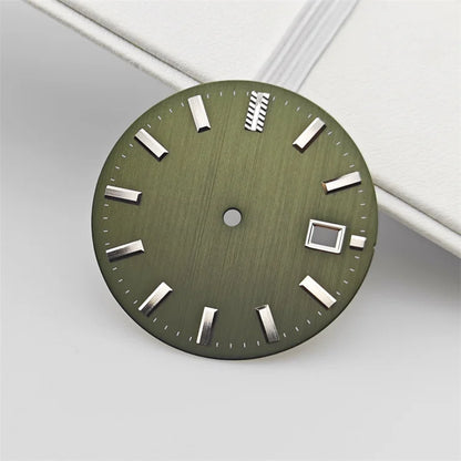 32.5mm Dial Vertical Line Texture Surface Single Calendar Date No Lume for NH35