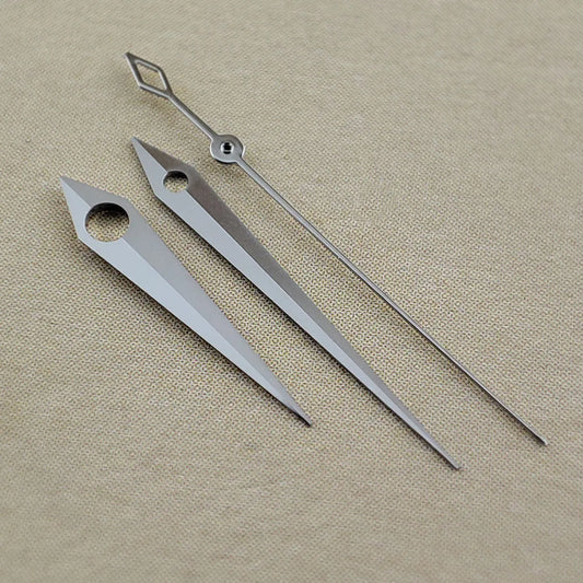 15mm silver rhombus tail watch hands, compatible with NH35/36, NH38, NH72, NH70 movements, no lume.