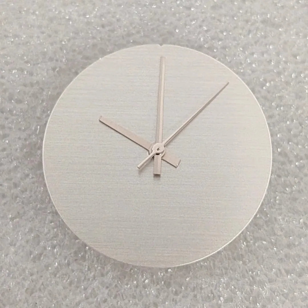 Solid Color No Date Vertical Striped Texture Watch dial with Hands for NH35/36