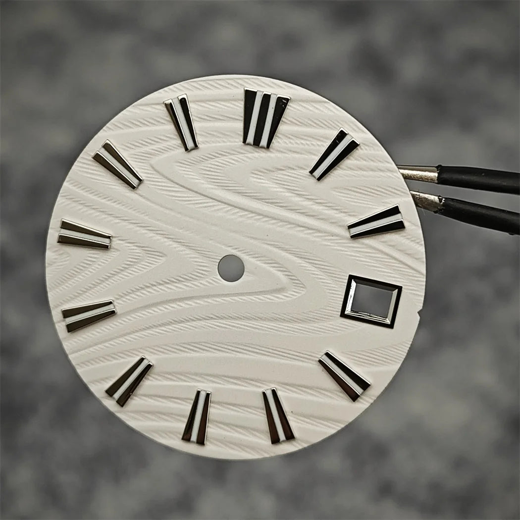 28.5mm Green Luminous Watch Dial Wood Texture for SKX007 NH35/NH36/4R/7S