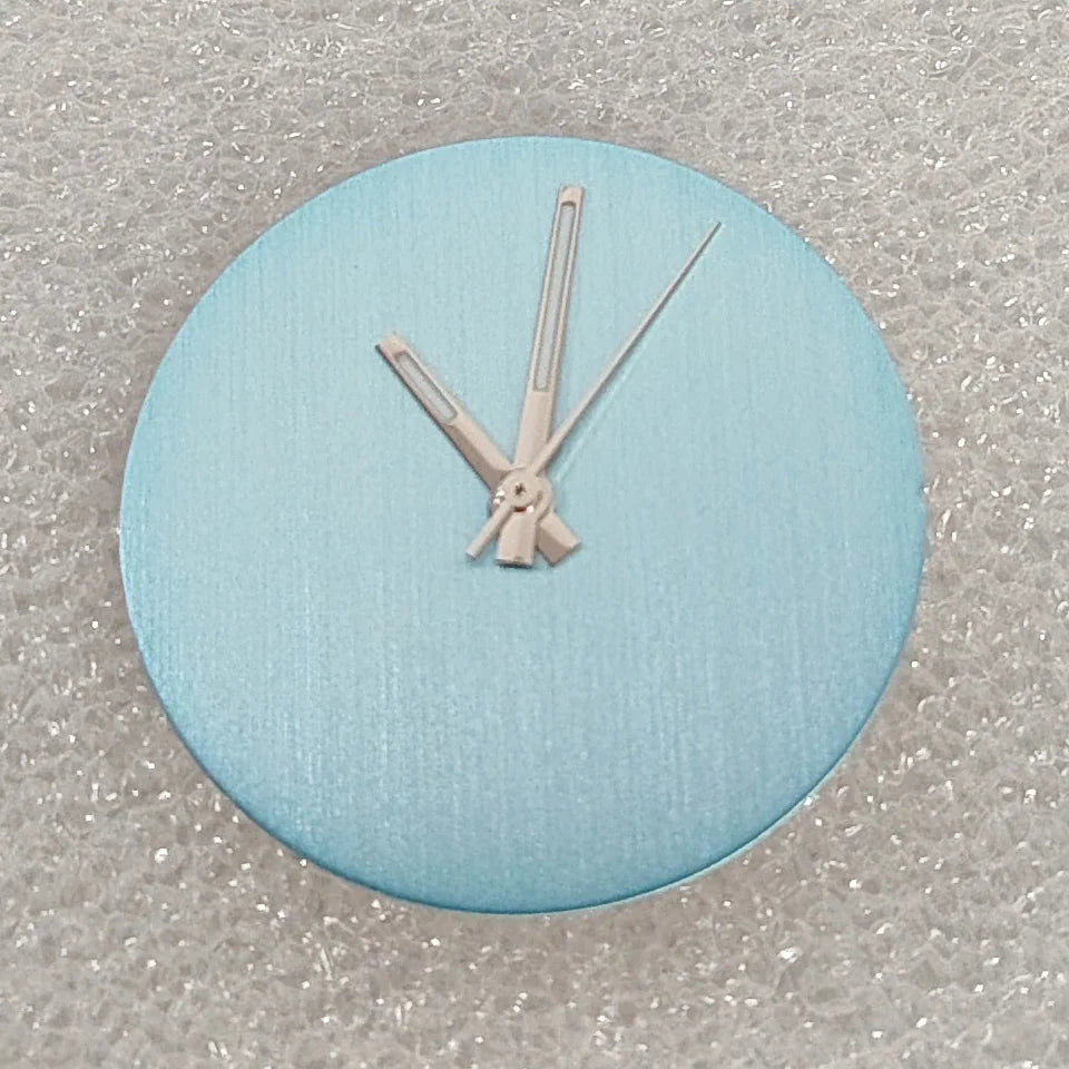 Solid Color No Date Vertical Striped Texture Watch dial with Hands for NH35/36