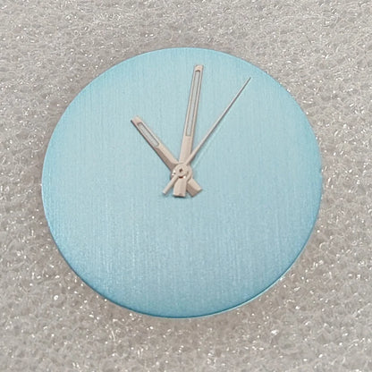 Solid Color No Date Vertical Striped Texture Watch dial with Hands for NH35/36