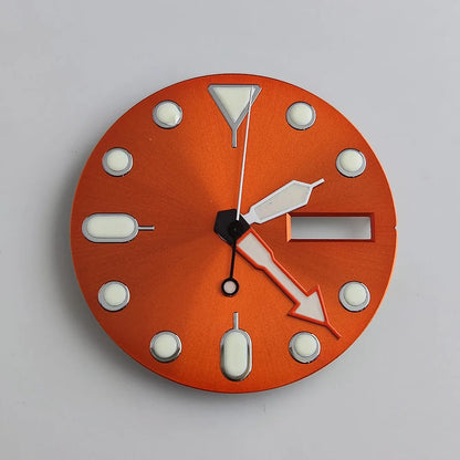 Plane sapphire glass watch case with ceramic bezel, stainless steel, fits NH35/NH36 movement, waterproof design.