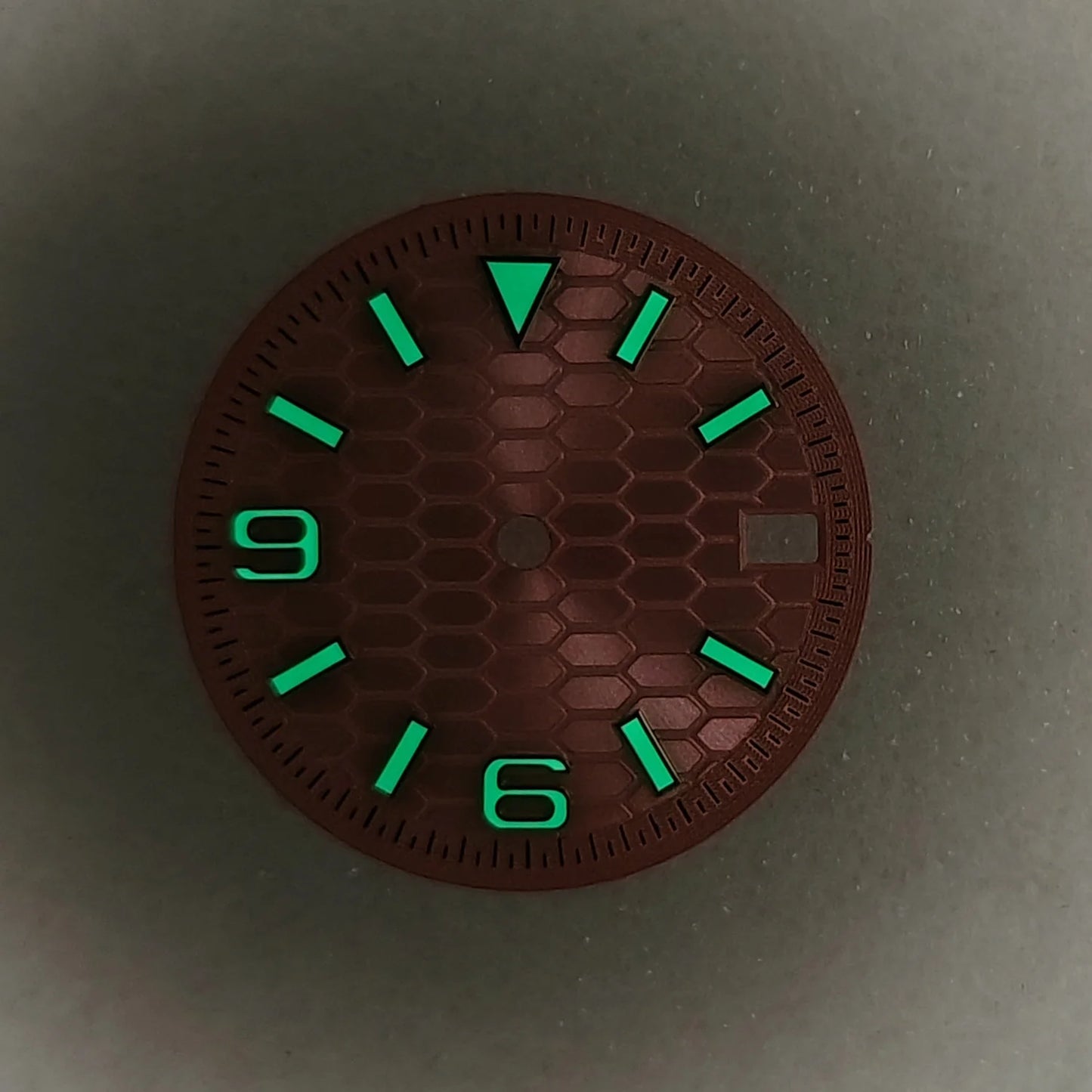 28.5mm Watch Dial Honeycomb Pattern Green Luminous for NH35 Movement