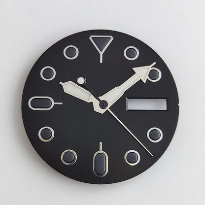 Plane sapphire glass watch case with ceramic bezel, stainless steel, fits NH35/NH36 movement, waterproof design.