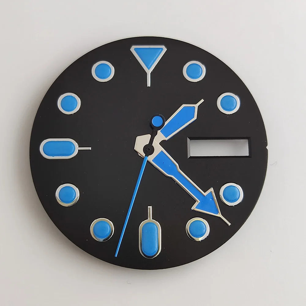 Plane sapphire glass watch case with ceramic bezel, stainless steel, fits NH35/NH36 movement, waterproof design.