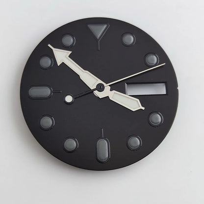 Plane sapphire glass watch case with ceramic bezel, stainless steel, fits NH35/NH36 movement, waterproof design.