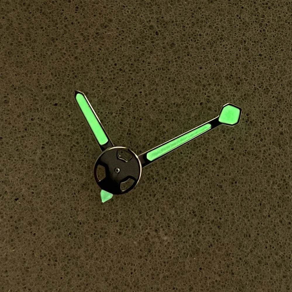 Silver Trim Disc Short Second Watch Hands with Green Lume for NH35/NH36/4R/7S