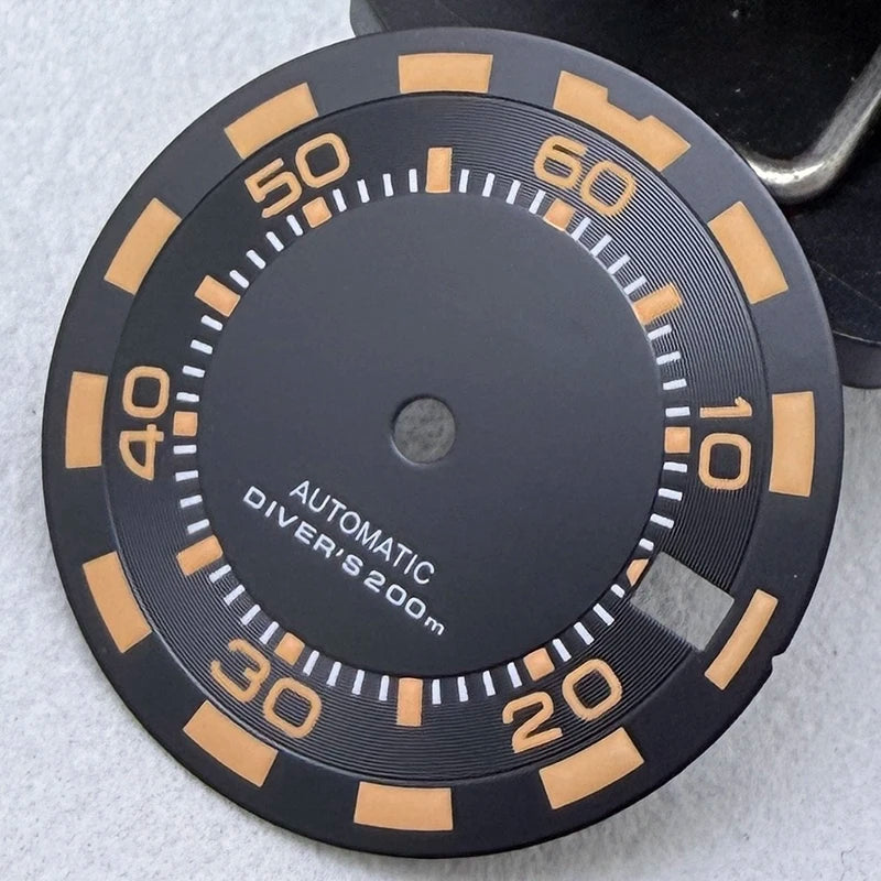 28.5mm S Logo SKX Minute Number Watch Dial Green Luminous Fit NH35/NH36/7S/4R