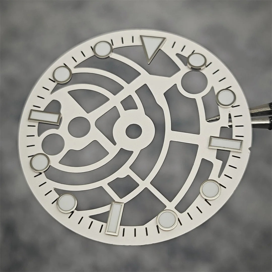 28.5mm Hollowed Surface with BGW9 Strong Luminou Watch Dial for NH36/NH35/NH70